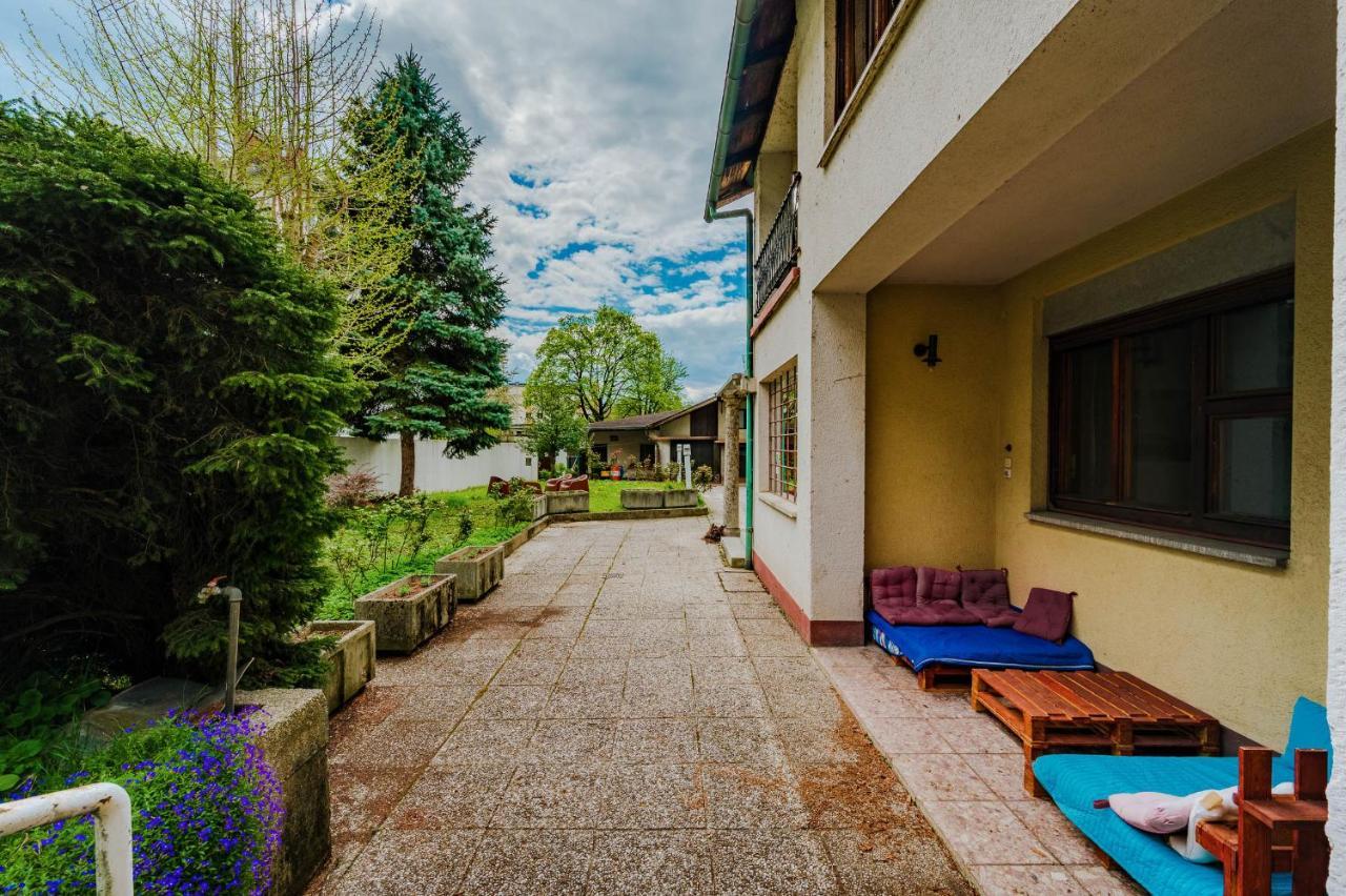 Villa Pi House Lubiana Esterno foto